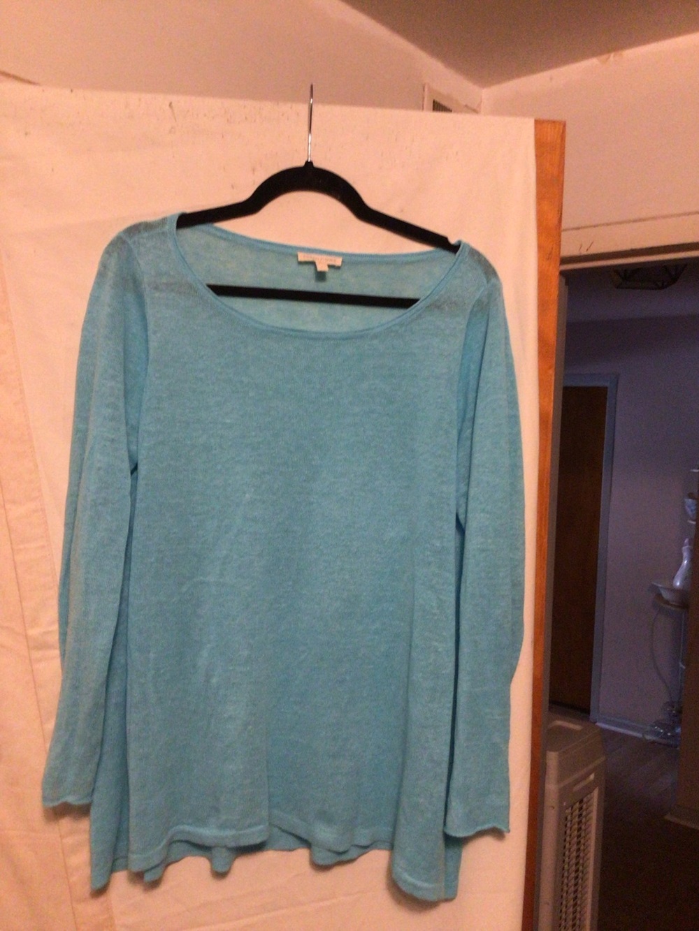 Eileen Fisher organic linen top casual ,summery ,cool. SZ L